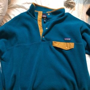 Patagonia fleece pull over